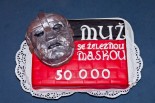 50000. NVTVNK MUZIKLU MU SE ELEZNOU MASKOU